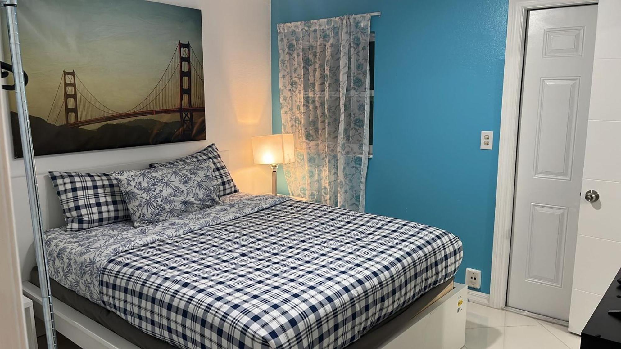 Beautiful, Fully Furnished 4Bed 2Bath House - 5 Minute Walk To Miracle Mile Downtown Coral Gables Vila Miami Exterior foto